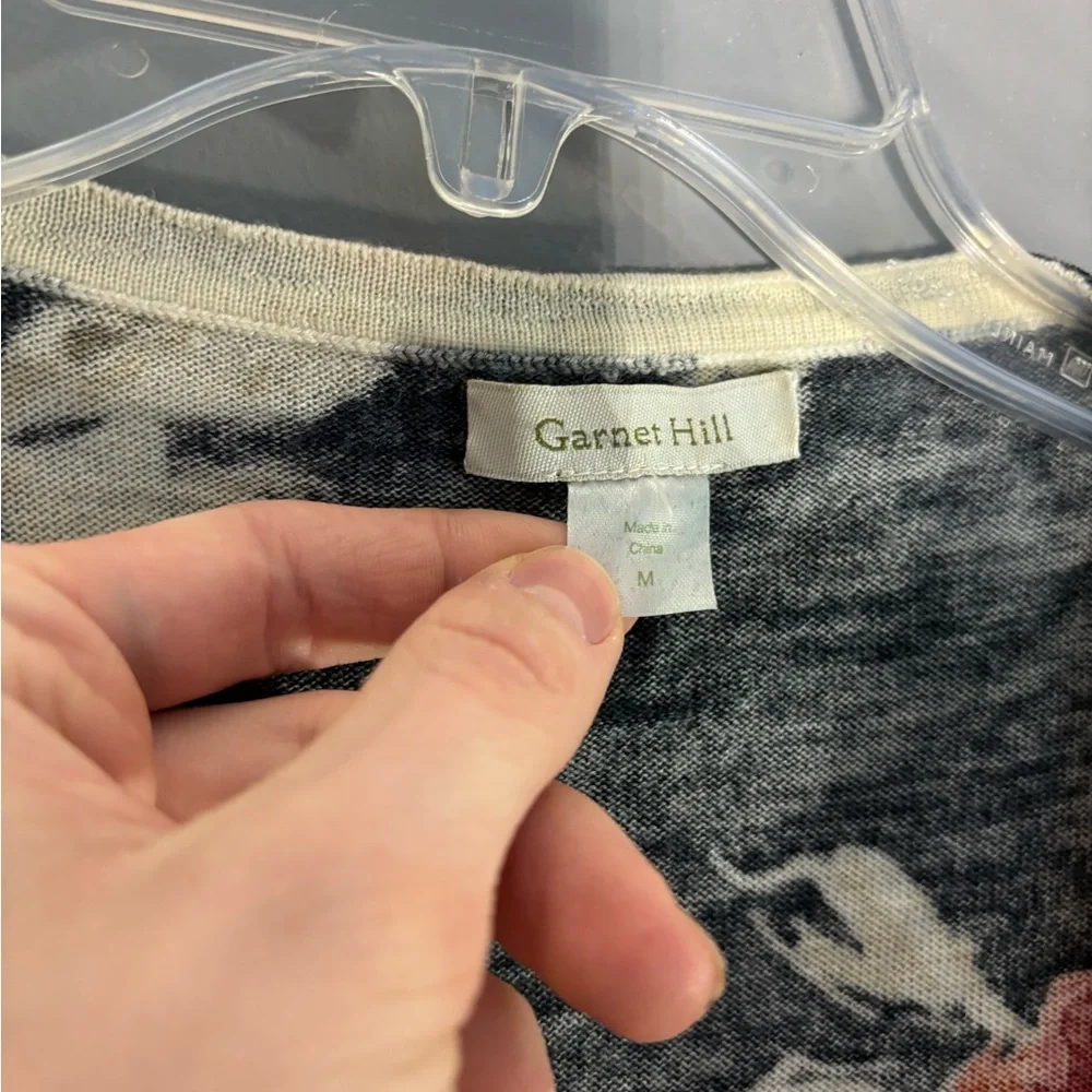 Garnet Hill Floral 100% Merino Wool Cardigan Womens Size Medium - Picture 3 of 4